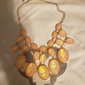 BRIGHT NECKLACE